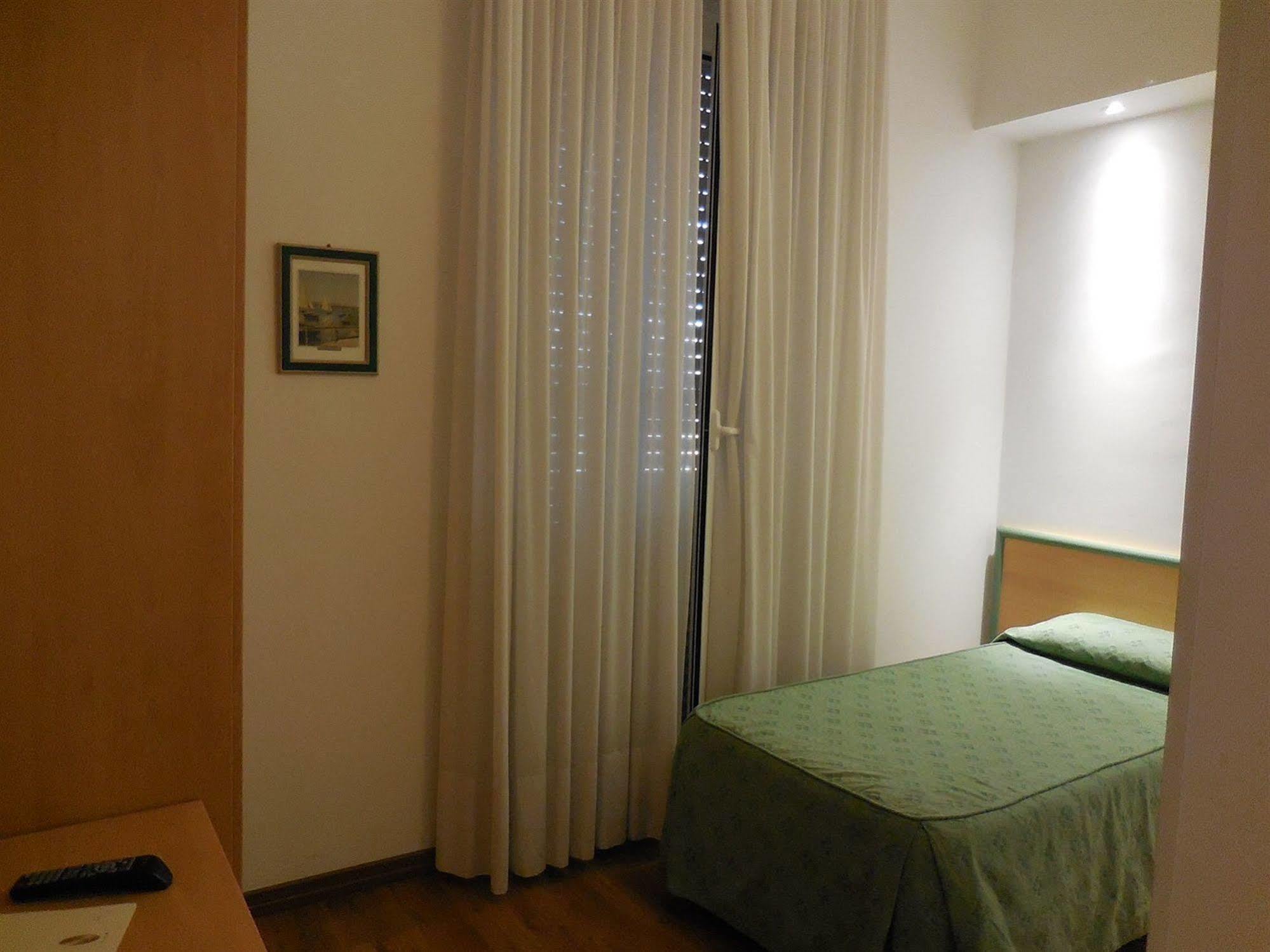 Hotel Iris Genua Exterior foto